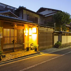Ryokan Kamuroan